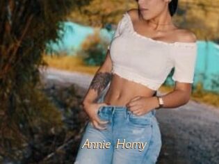 Annie_Horny