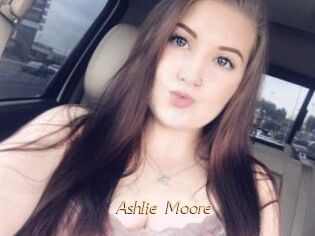 Ashlie_Moore