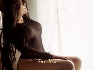 Gia_Jones