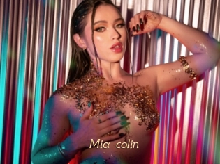 Mia_colin