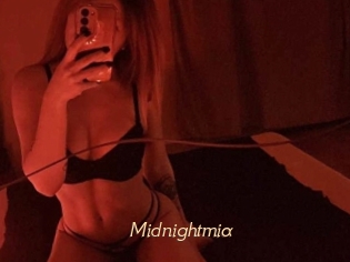 Midnightmia