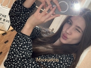 Mooniekiss