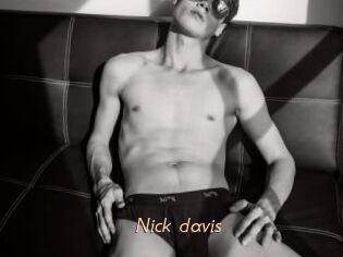 Nick_davis