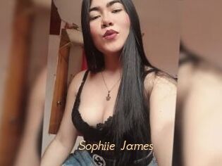 Sophiie_James